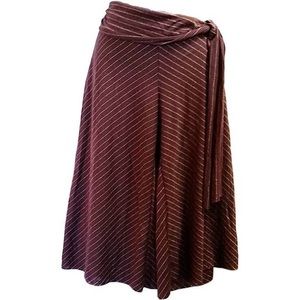 Culottes from Xhilaration. Purple and gold.